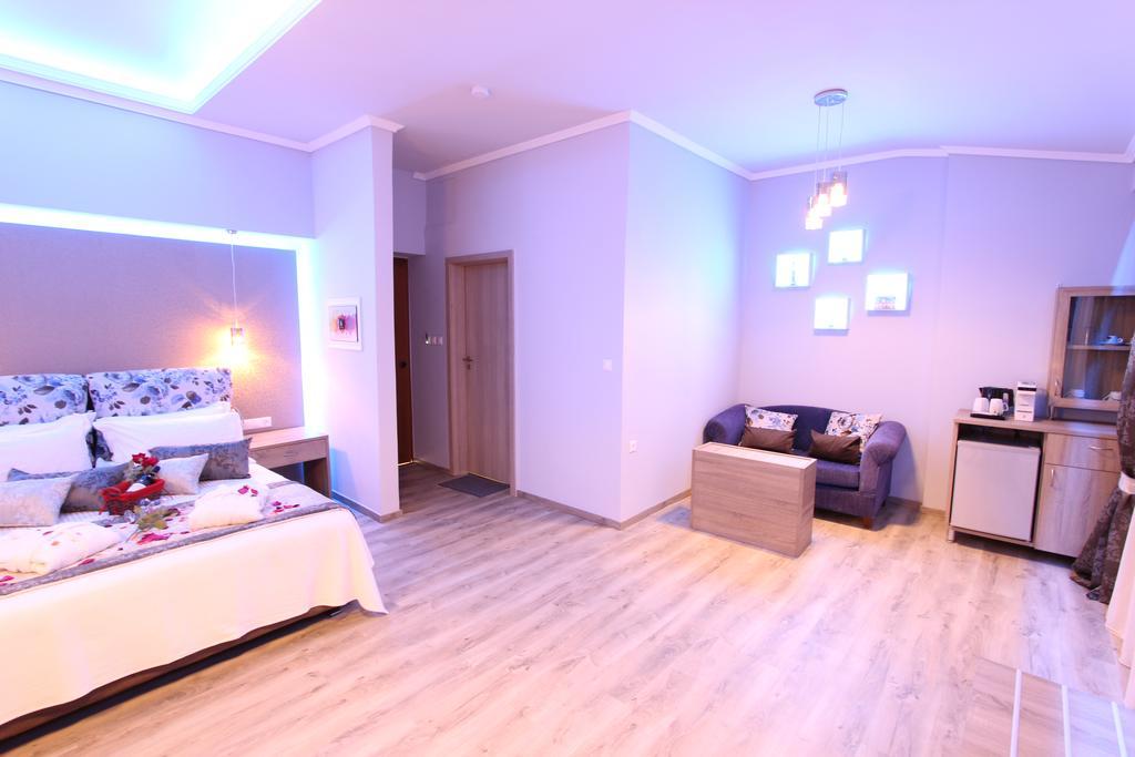 Hotel Mallas Nea Kallikrateia Экстерьер фото