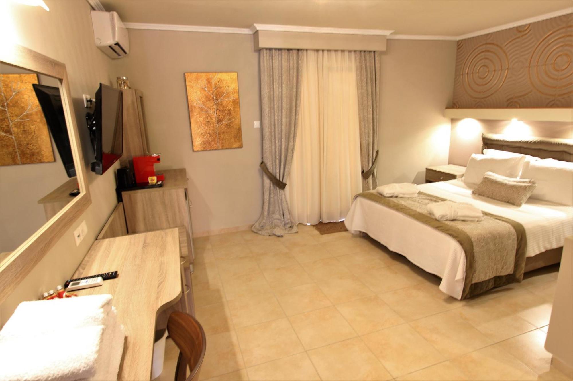 Hotel Mallas Nea Kallikrateia Экстерьер фото
