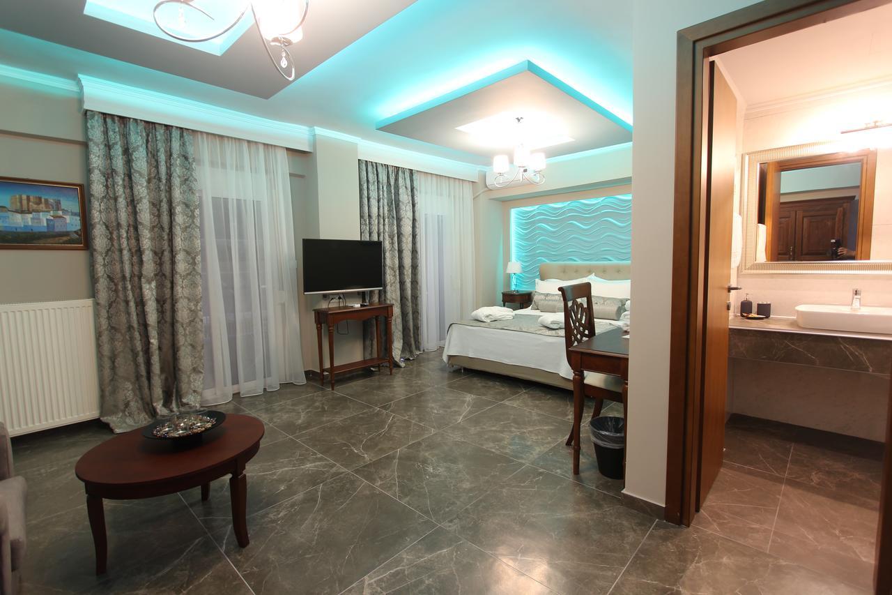 Hotel Mallas Nea Kallikrateia Экстерьер фото