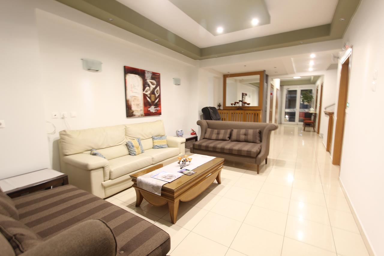 Hotel Mallas Nea Kallikrateia Экстерьер фото